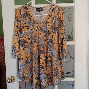 Lexington Avenue  tunic top size large  3/4 sleeves